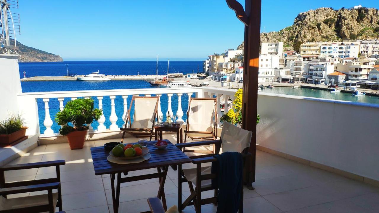 Appartement Mimis&Connie 2 à Karpathos Extérieur photo