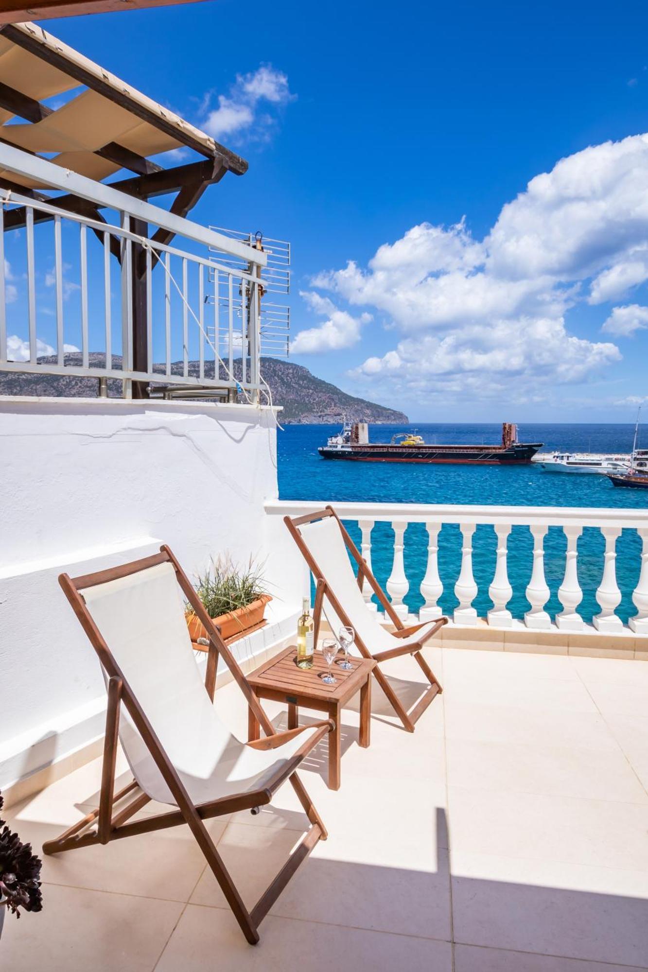 Appartement Mimis&Connie 2 à Karpathos Extérieur photo