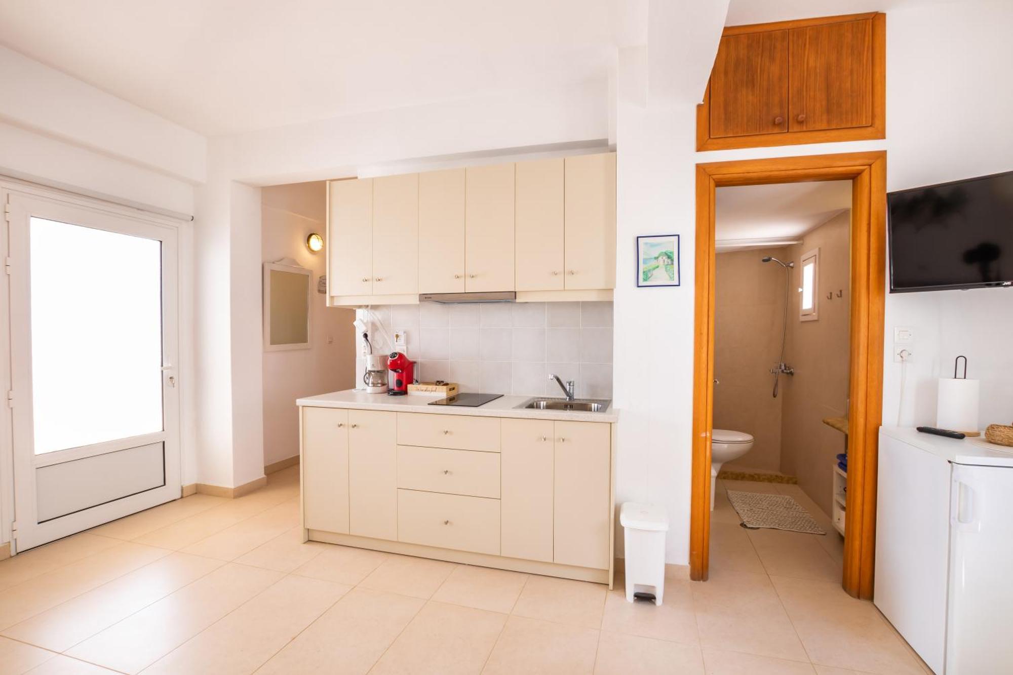 Appartement Mimis&Connie 2 à Karpathos Extérieur photo
